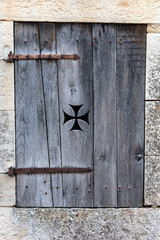 Ancienne fenêtre en bois