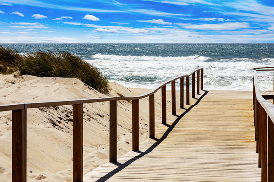 Wooden pier to the sea