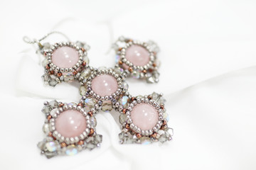 ローズクォーツの十字架