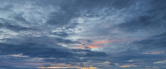 Fototapeta na wymiar Beautiful sky in the evening,with empty space