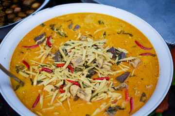 Thai red curry with chicken