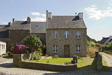 Fototapeta na wymiar Typical Breton Granite House