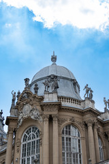 Fototapeta na wymiar Architectural elements in Budapest