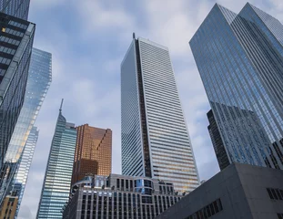 Crédence de cuisine en verre imprimé Toronto Un groupe de gratte-ciel dans le quartier financier de Toronto