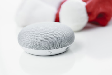 Home Smart Home, der Sprachassistent und Homie - intelligente Geräte erleichtern den Alltag.