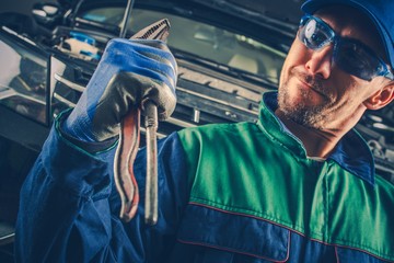 Powerful Car Mechanic