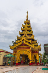 Fototapeta premium pagoda shwemordor w Birmie