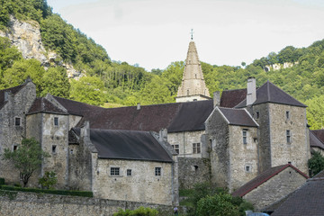 Fototapeta na wymiar Old medieval village of Baume les Messieurs in France