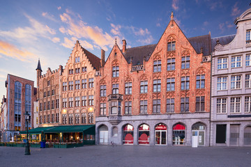 Naklejka premium Traditional medieval architecture in the old town of Bruges (Brugge), Belgium