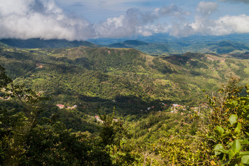 Fototapeta na wymiar Landscape of mountains of Panama, in Reserva Forestal de Fortuna