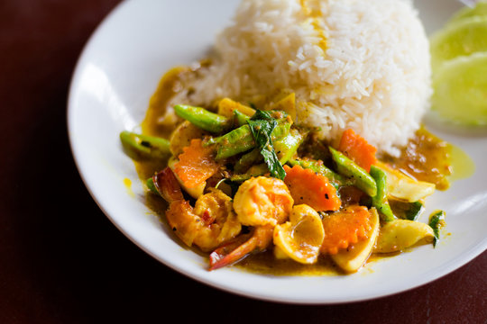 Thai curry seafood Koh Mook