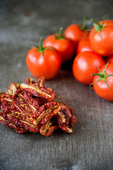 Fresh and dried tomatoes