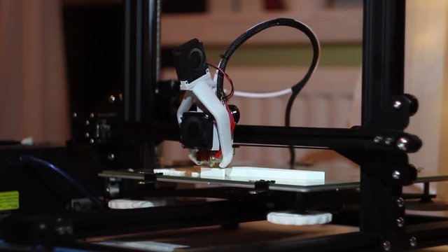 3d printer make a print in night scene