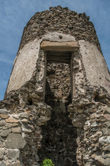 Remains of Saris castle