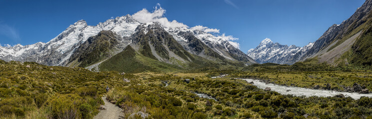 Fototapeta na wymiar Panoramic view of Mount Cook, South Island, New Zealand