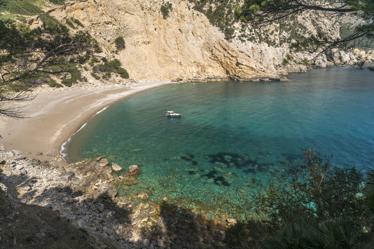 Spain, Balearic Islands, Victoria peninsula, Alcudia, Platja des Coll Baix beach and bay