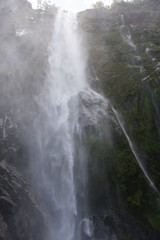 Fototapeta na wymiar <ニュージーランド>ミルフォードサウンド　スターリン滝
