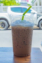 Cold brewed coffee tastes good in casual leisure time.