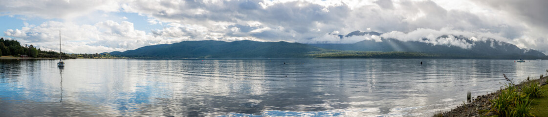Fototapeta na wymiar Lake Te Anau, South Island, New Zealand