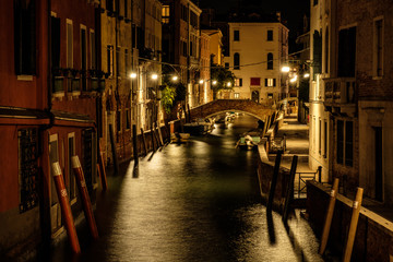 Venezia, canali di notte