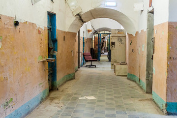 Fototapeta na wymiar TALLINN, ESTONIA - AUGUST 23, 2016: Interior of the Patarei (former sea fortress and prison) in Tallinn, Estonia.