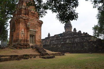 Naklejka premium angkor ancient temple cambodia 