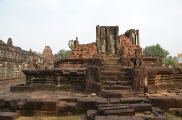 Fototapeta na wymiar angkor ancient temple cambodia 