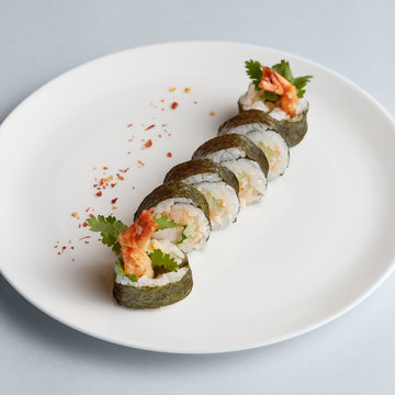 maki sushi rolls on plate