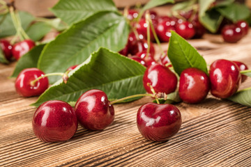 Fresh sweet cherries.