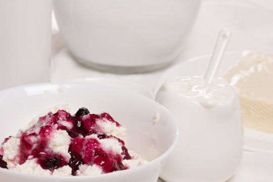 fresh sour cream and quark