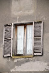 old damaged windows