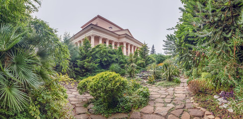 Obraz premium SOCHI, RUSSIA - SEPTEMBER 5, 2017: Winter theater from the corner of Phytophthongusia.