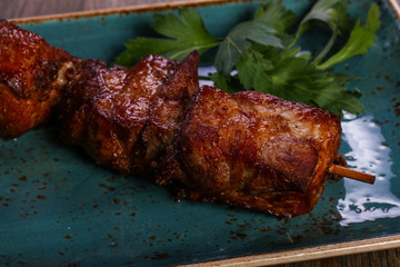 Beef skewer with sauce