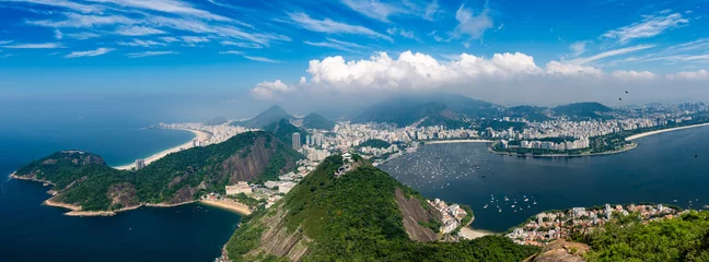 Fototapeten Panorama Rio de Janeiro von einem hohen Aussichtspunkt aus gesehen © Maarten Zeehandelaar