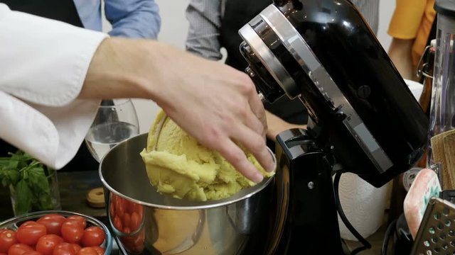รูปภาพ"Pasta Shapes" – เลือกดูภาพถ่ายสต็อก เวกเตอร์ และวิดีโอ233 ...
