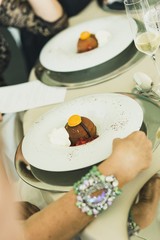 Cold desserts and wedding cakes