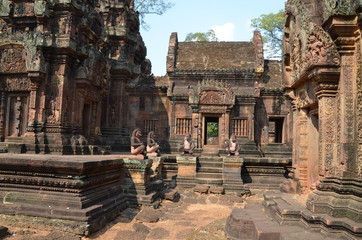 Obraz premium Banteay Srei angkor cambodia ancient sculpture relief