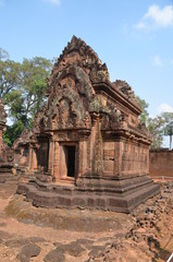 Naklejka premium Banteay Srei angkor cambodia ancient sculpture relief