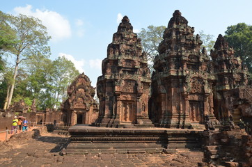 Fototapeta na wymiar Banteay Srei angkor cambodia ancient sculpture relief