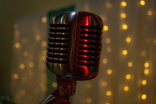 stand up , music, comedia