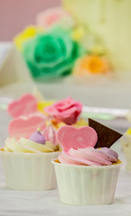 Sweet beauty flower and topping pastel color on wedding cake./ Sweet beauty and topping pastel color on wedding cake decoration.