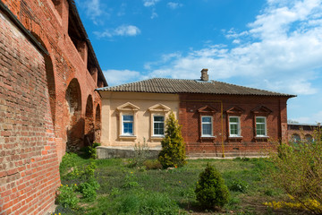 Fototapeta na wymiar House of clergy in the zaraysky Kremlin. The Town Of Zaraisk