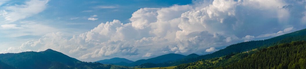 Obraz premium Krajobrazowa panorama Karpat