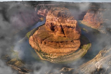 Horseshoe Bend in Arizona im nebel