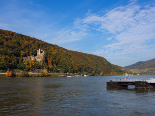 Fototapeta na wymiar Der Rhein bei Assmannshausen