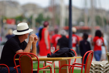 Dégustation solitaire