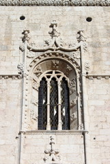 Fototapeta premium Window in the Jeronimos Monastery. Lisbon, Portugal