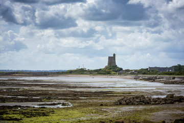 Saint-Vaast-La-Hougue, Tour de La Hougue. The citadel, as part of the 