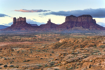 Western view at Monument Valley, Arizona and Utah