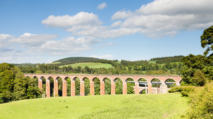 Obraz premium Leaderfoot Viaduct. Leaderfoot Viaduct is a railway viaduct over the River Tweed in the Scottish Borders.